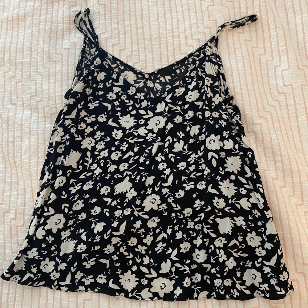 Aqua camisole with adjustable sleeves